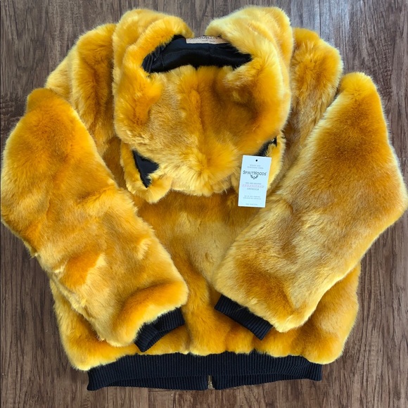 Spirithoods Golden Bomber๐ป๐ - Picture 2 of 8